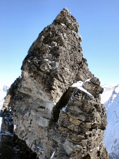 Rochers de Cornus (73).jpg - Une aiguille en bon rocher